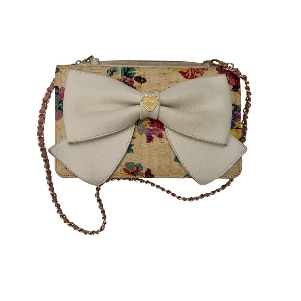 BETSEY JOHNSON Crossbody Bag Women One Size Cream Bow Chain Strap